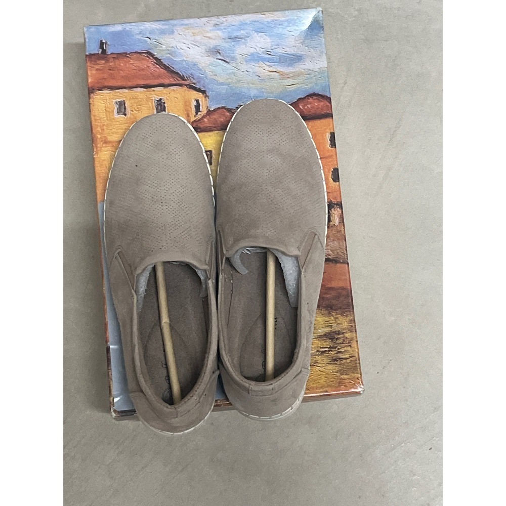 Bella Vita Aviana Perforated Slip On Loafers Taupe Suede Women Size 6‎ W